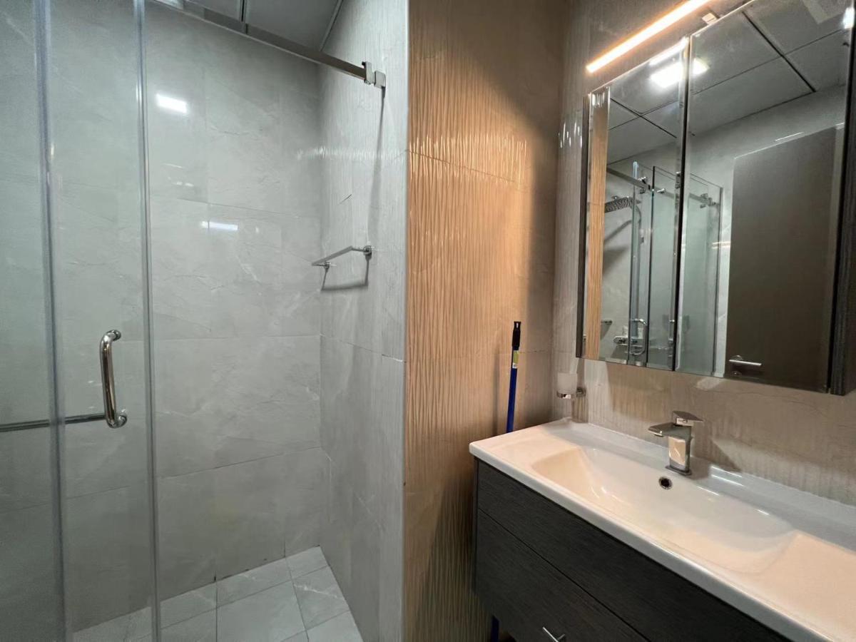 Penrose Place Dubai Jvc Exterior photo