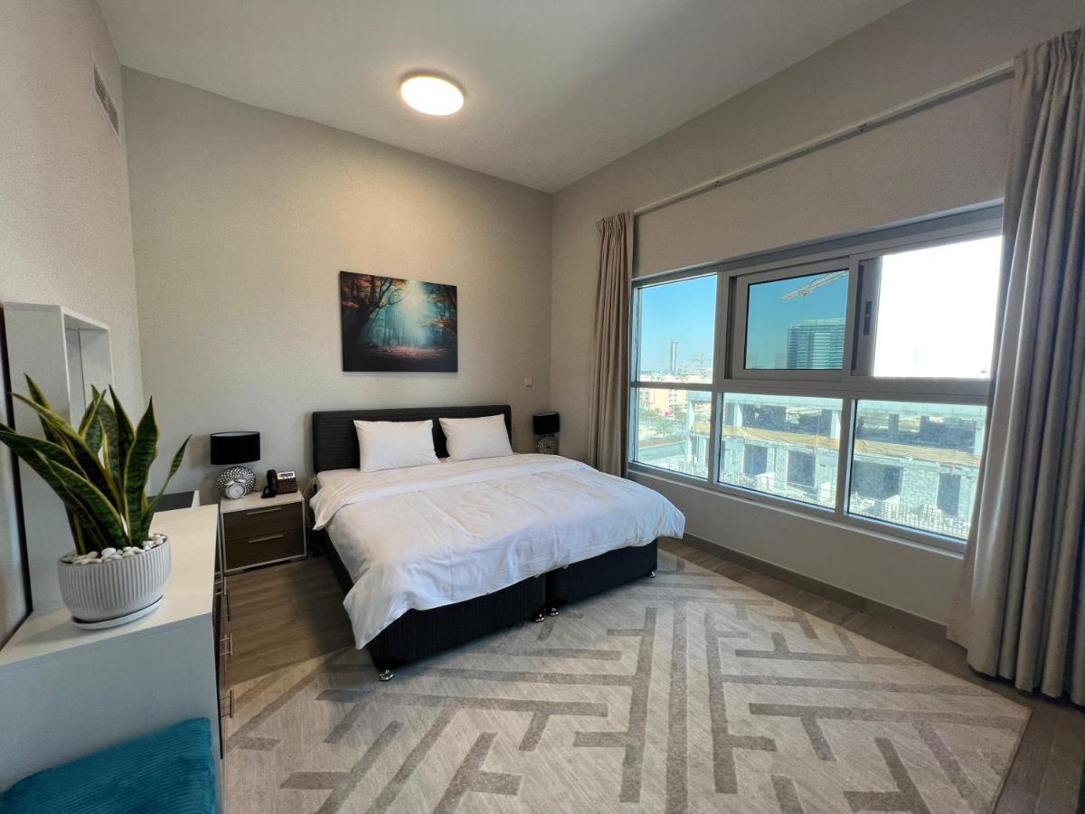 Penrose Place Dubai Jvc Exterior photo