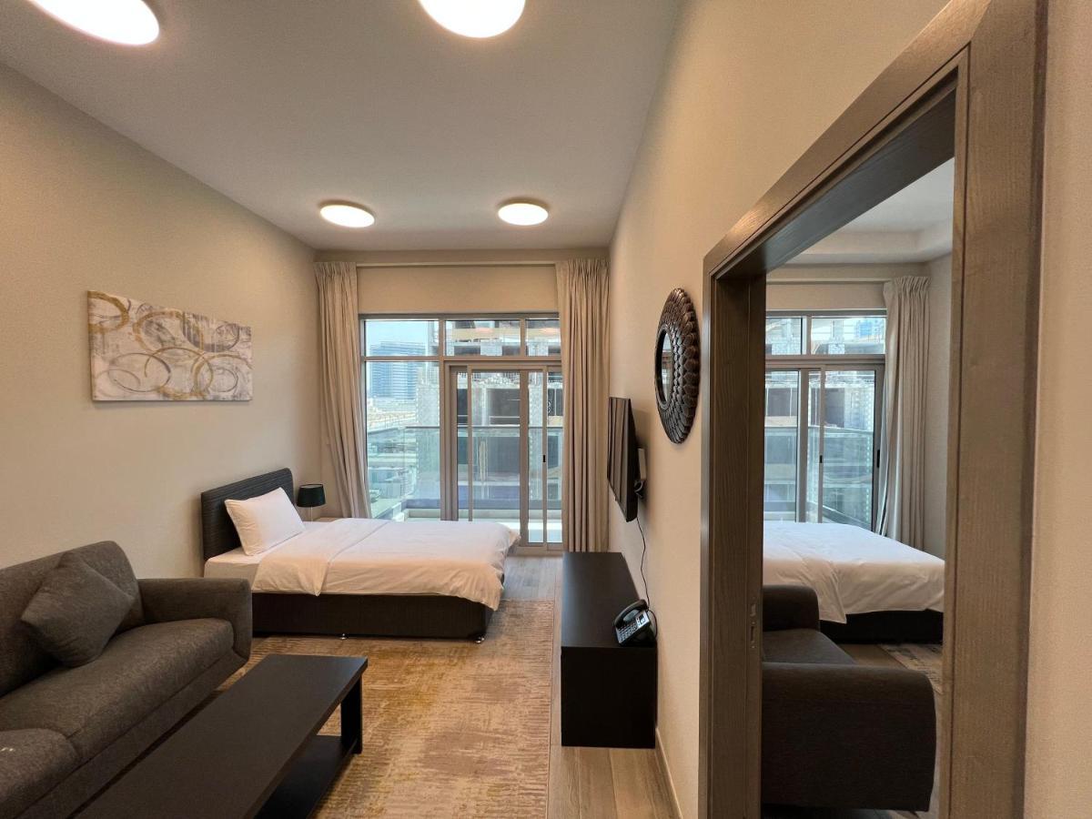 Penrose Place Dubai Jvc Exterior photo